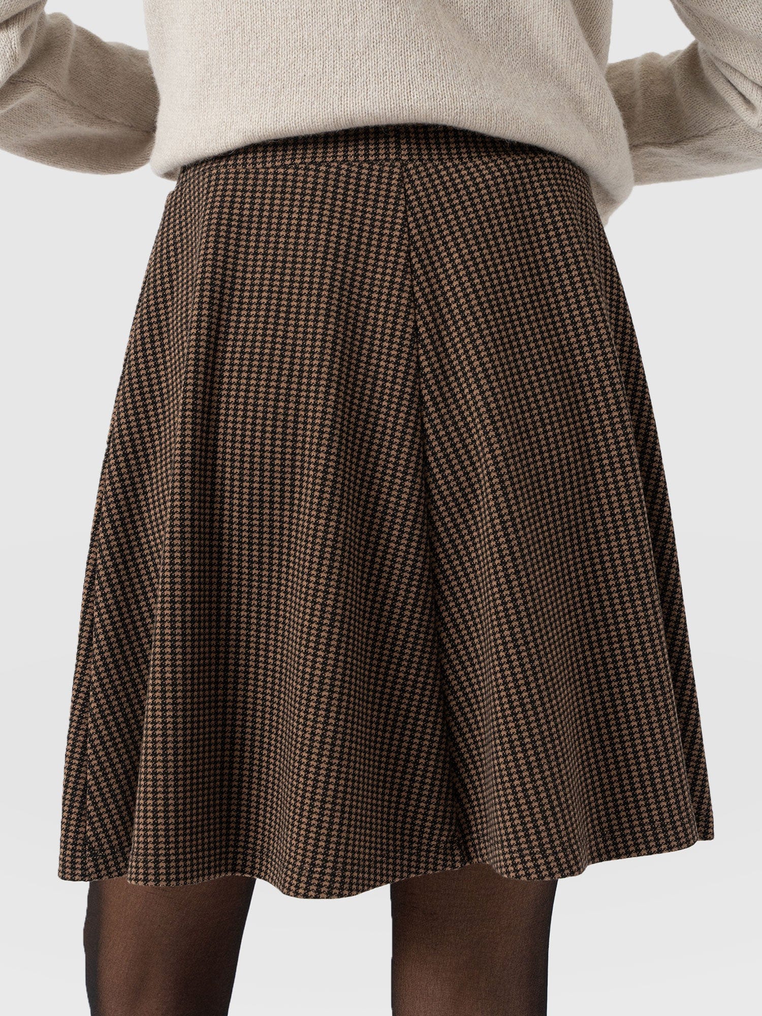 Macie Mini Skirt - Brown Mini Houndstooth - Women's Shorts | Saint + Sofia® USA